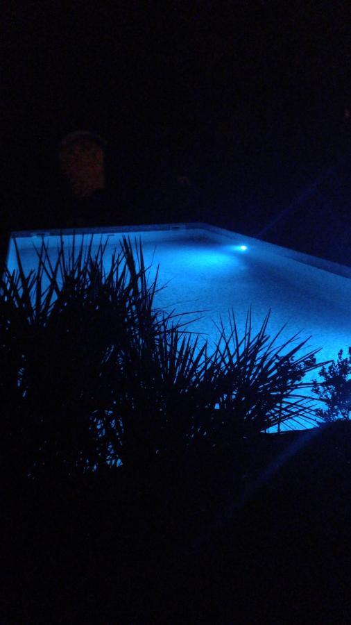 La Roulotte A Juju Villa Le Bosc  ภายนอก รูปภาพ